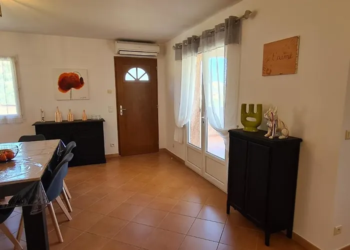 130M2 Qui Surplombe La Baie De Calvi Vue Citadelle