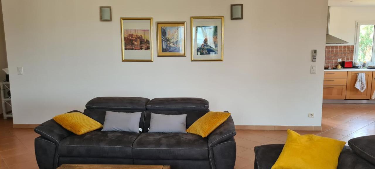 130m2 Qui Surplombe La Baie De Calvi Vue Citadelle Holiday home
